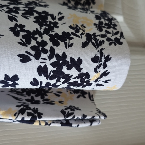 LIZ CLAIBORNE WOMEN'S BLUE AND WHITE FLORAL SUMMER TANK TOP SIZE XL - Picture 6 of 13